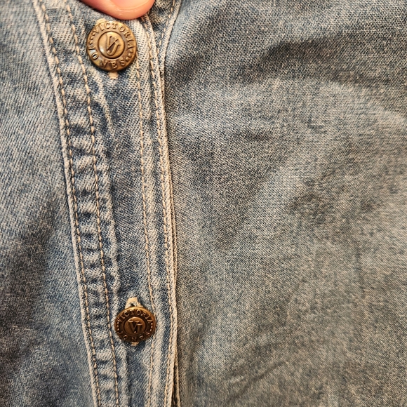 Victoria Jones Woman Blue Jean Jacket with Leopard Print Collar - Picture 4 of 4